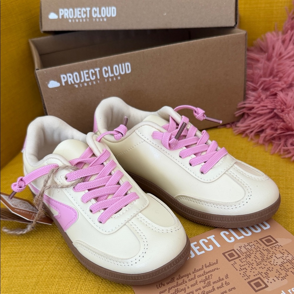 Project Cloud Kids | Lightweight Sneakers | Sz. 10  | Memory Foam | NEW